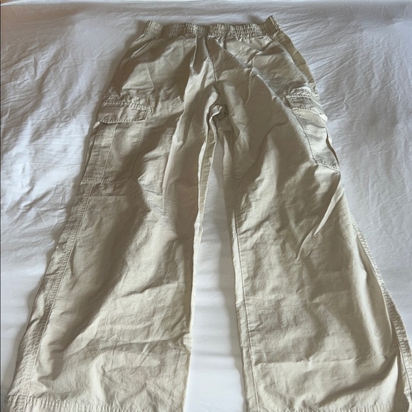 Abercrombie & Fitch Pants - Abercrombie & Fitch Tan Elastic Waist Pants